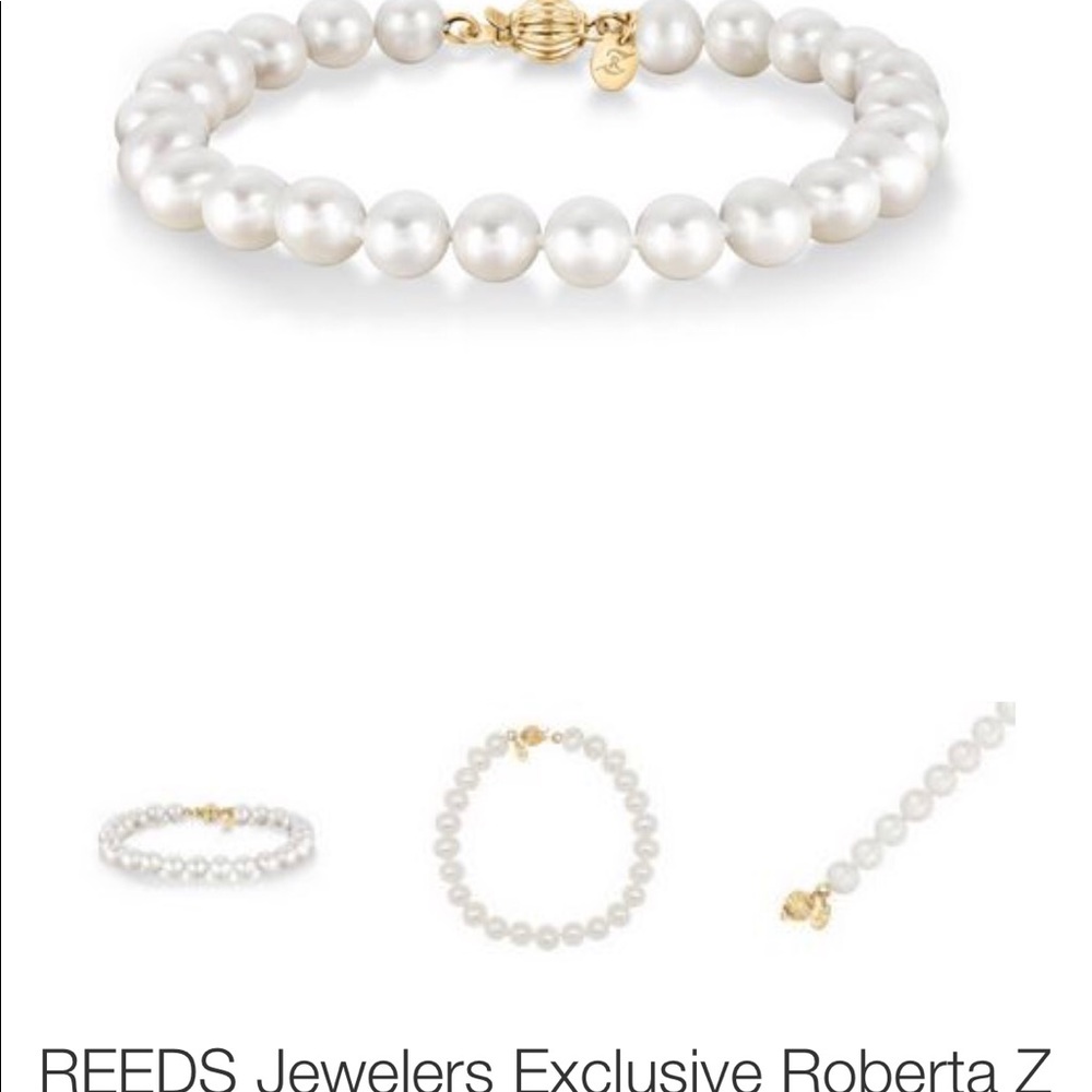 Pearl necklace, bracelet, and earrings set